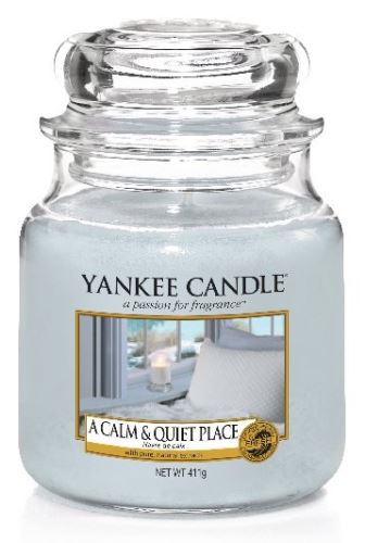Yankee Candle A Calm & Quiet Place dišeča sveča 411 g