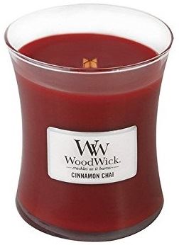 WoodWick Cinnamon Chai dišeča sveča z lesenim stenjem 275 g