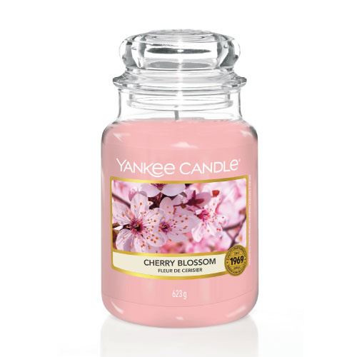 Yankee Candle Cherry Blossom dišeča sveča 623 g