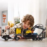 LEGO® Tech 42175 Tovornjak Volvo FMX in električni bager EC230 (4)